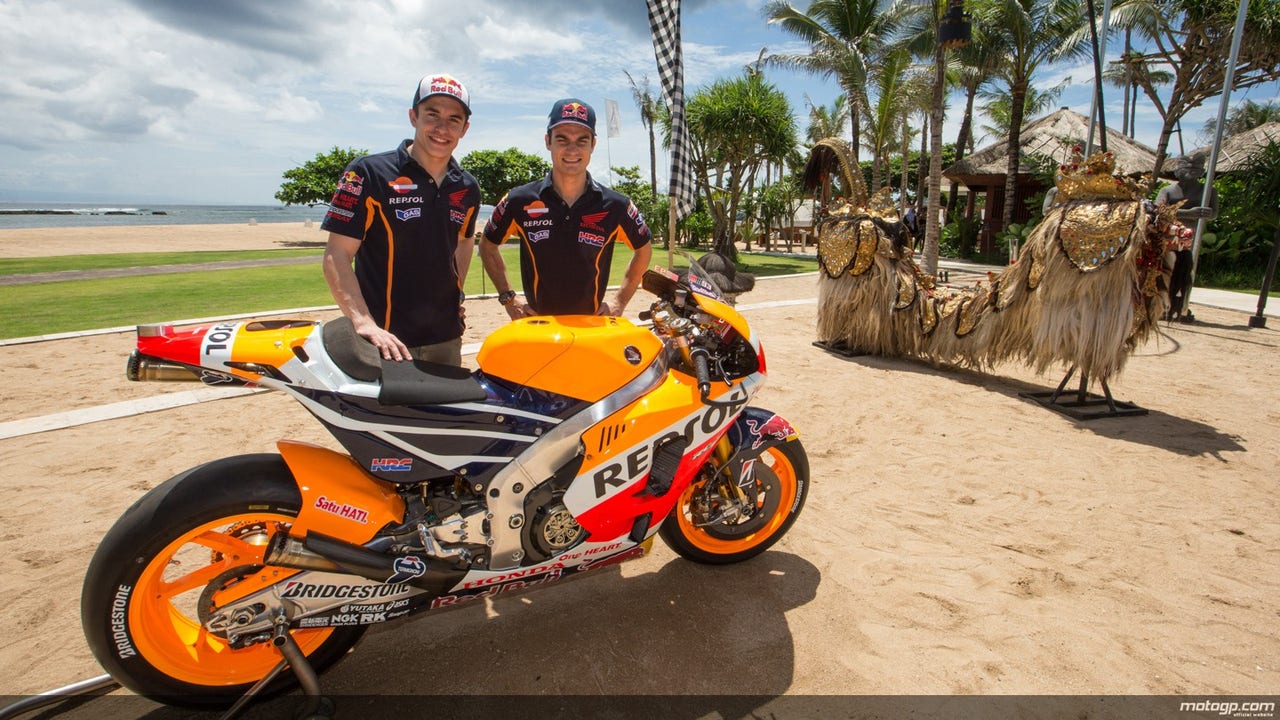 MotoGP: Repsol Honda unveils 2015 bike; Stoner completes test